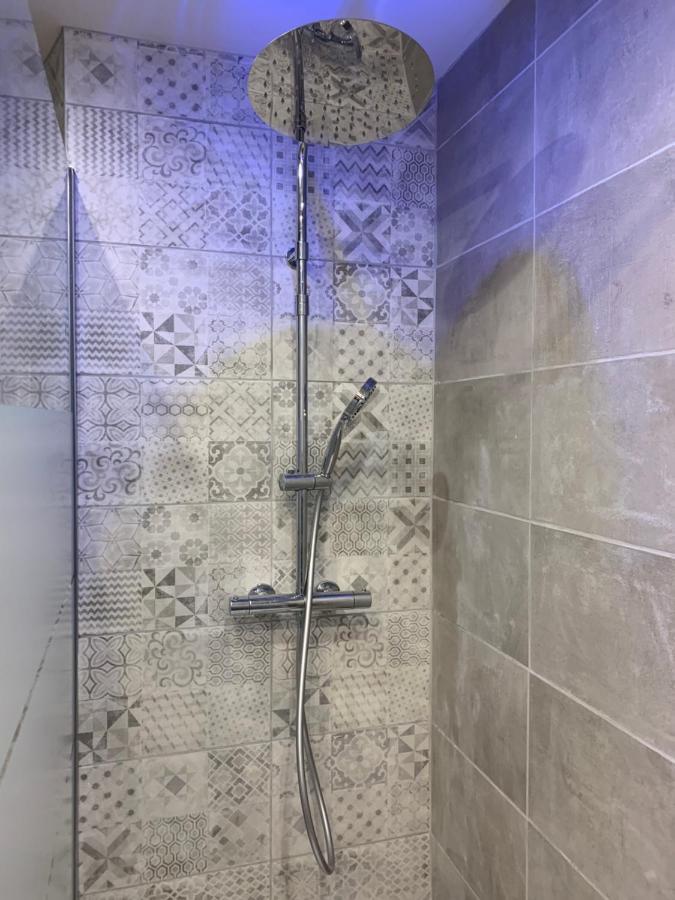 Duplex Au Coeur De Deauville Avec Vue Imprenable Et Parking Prive Exterior foto